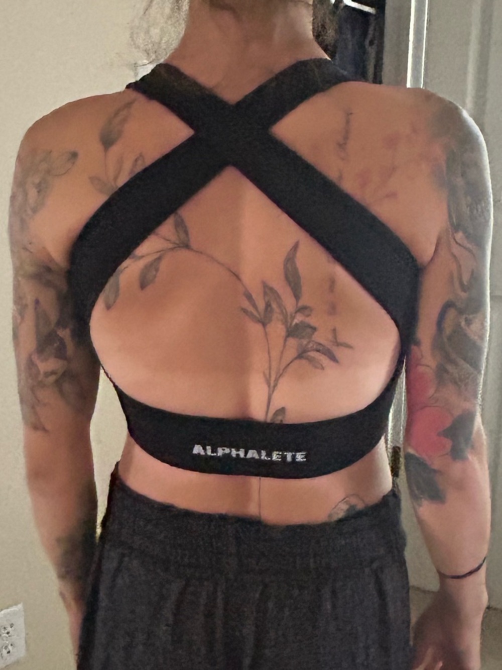 Alphalete Black Seamless Racerback Sports Bra